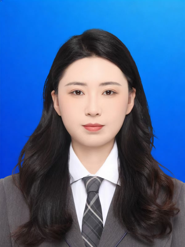 李佳欣